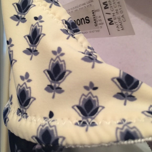 Simon's Retro Style Navy Blue & White Swimsuit - Picture 5 of 8